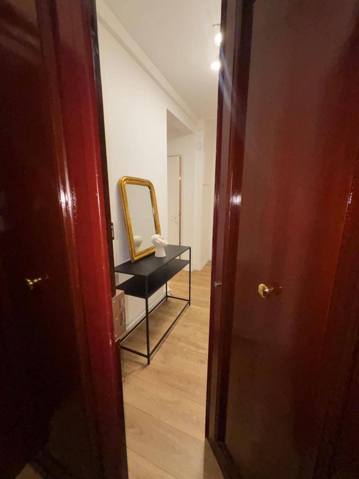 Apartment Tour Eiffel ,champs-elysees, Flandrin *